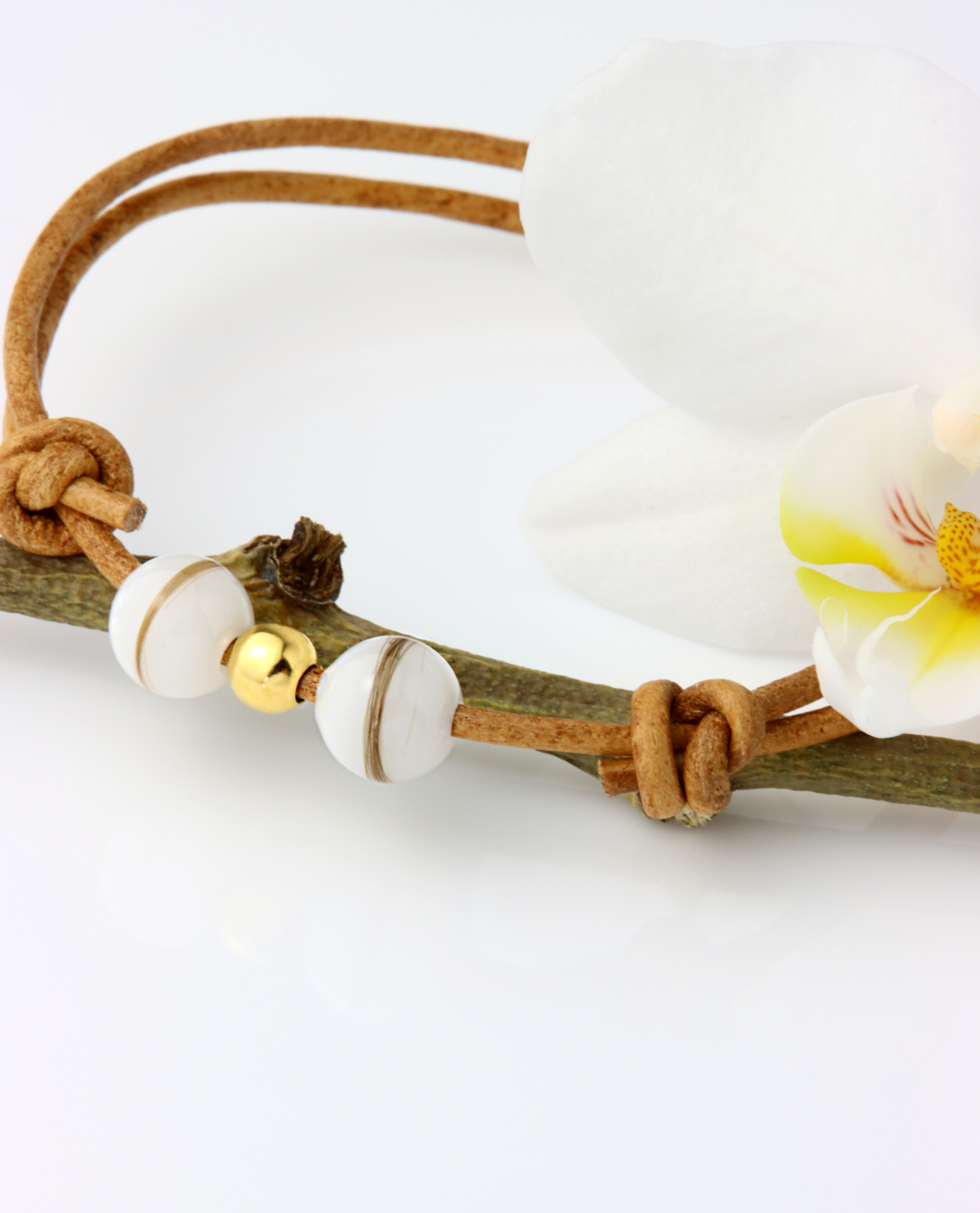 Lederarmband mit Erinnerungsperle