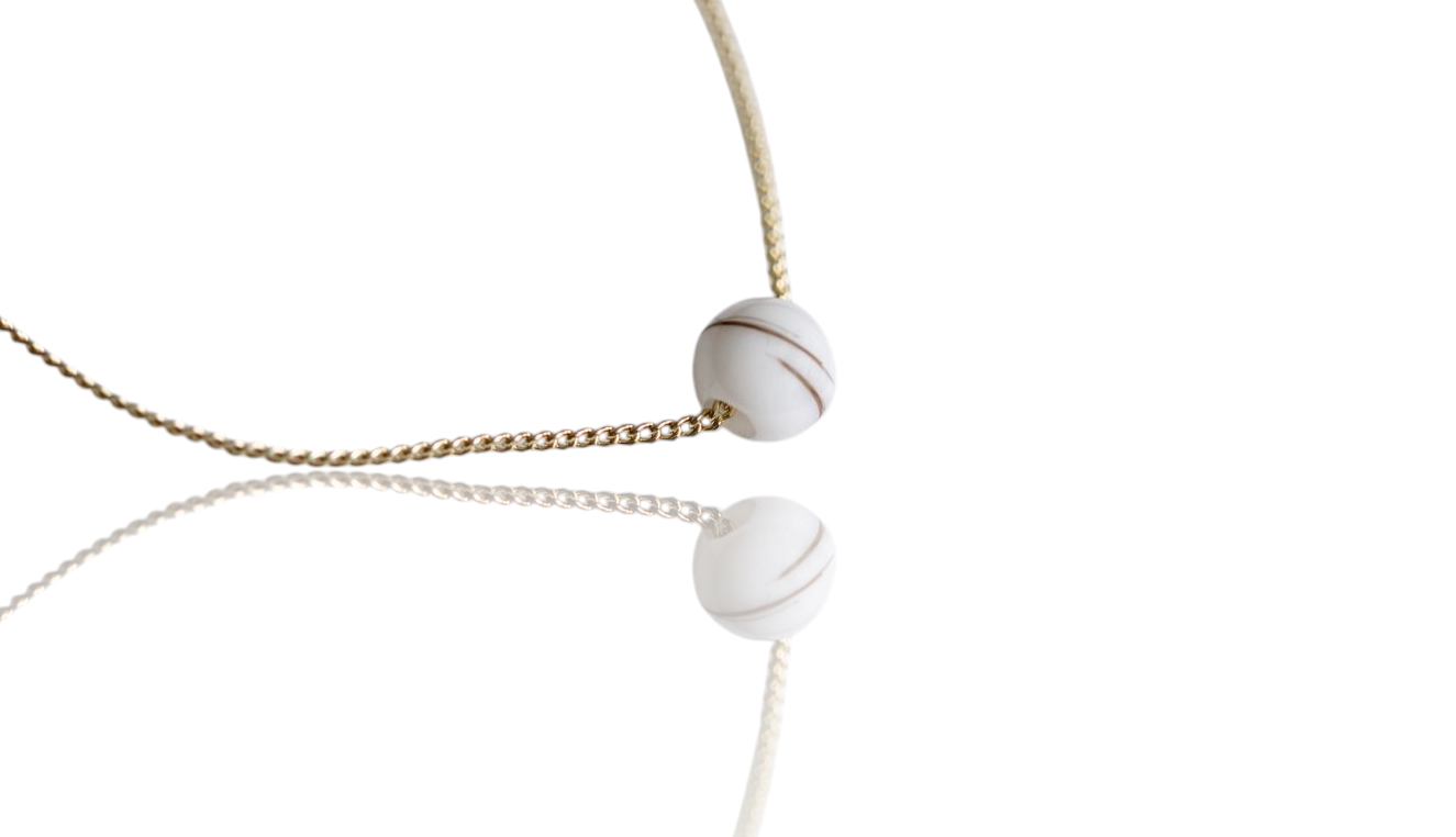8 mm Perle, gebohrt 8 mm Perle, gebohrt