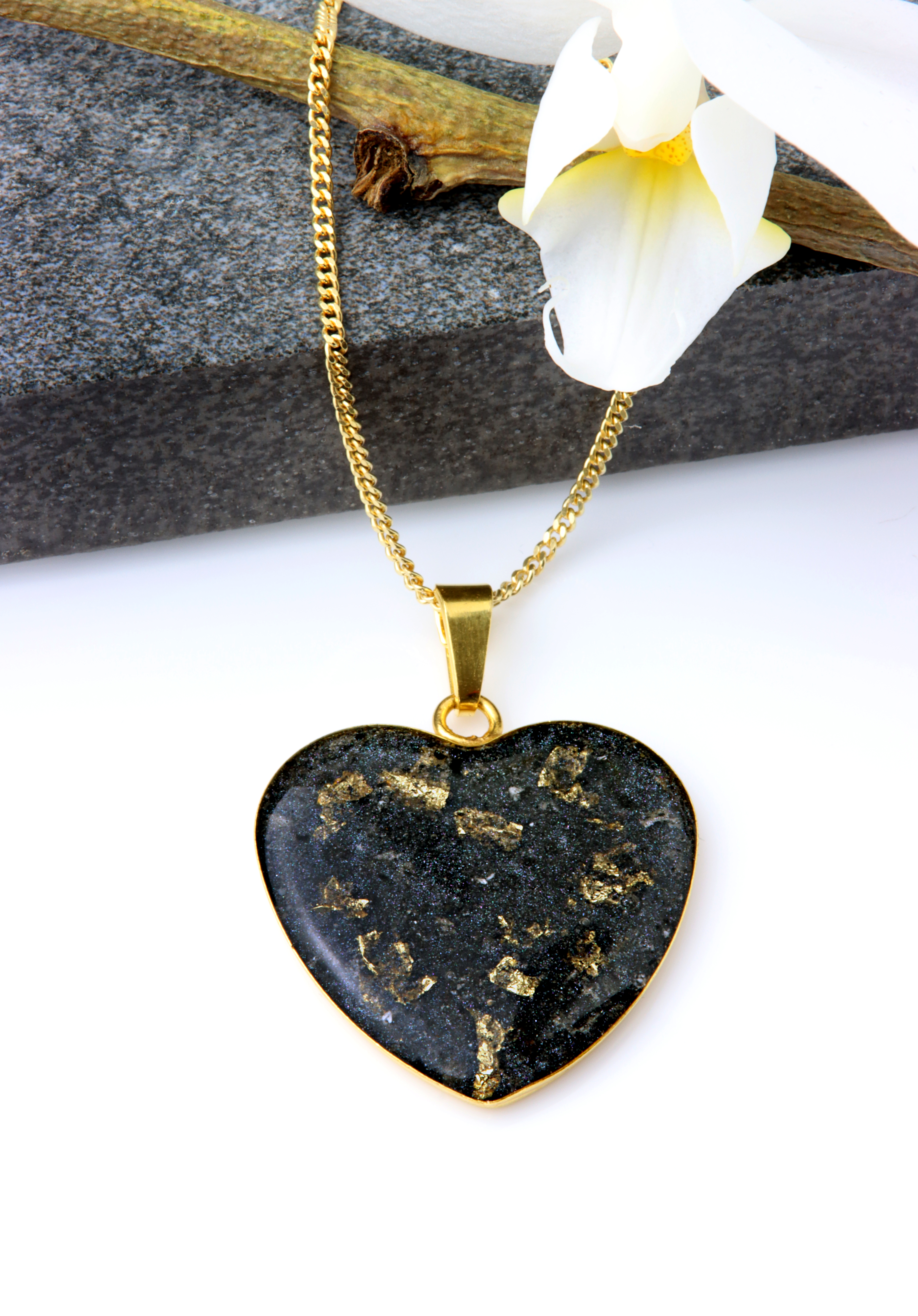 Erinnerungsherz, eingefasst